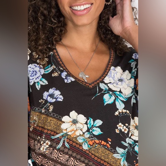 Johnny Was Golden Spring Floral Print Long Sleeve V-Neck Tee Top – Size S - Picture 6 of 15